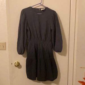 Small universal thread dress
